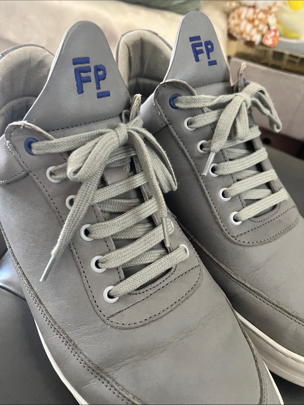 Filling Pieces Grey Leather Low-Top Sneakers with Blue Logo FP683
